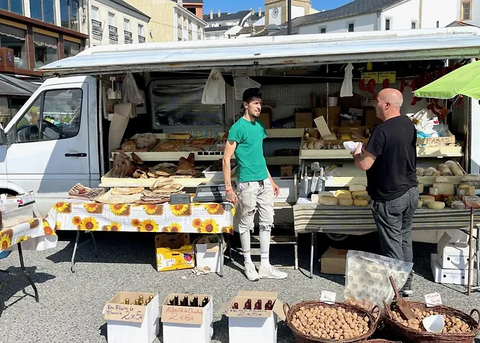 The Cliffs A Ribeira - Llas Daire