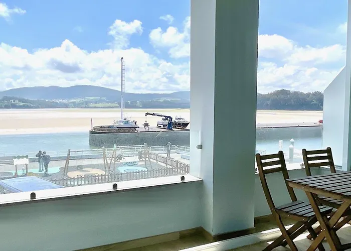 The Cliffs A Ribeira - Llas