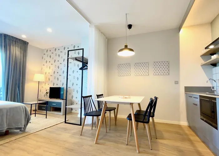 The Cliffs A Ribeira - Llas